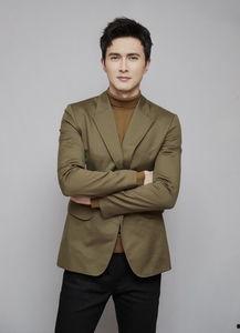 高伟光在娱乐圈属于,娱乐圈的璀璨星辰，魅力与实力并存的实力派演员