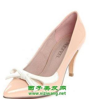 粉色高跟鞋图片,粉色高跟鞋的时尚演绎